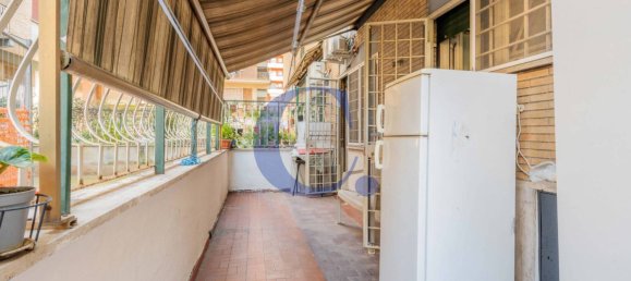 3 bedrooms Apartment in Rome, Italy No. 163510 19