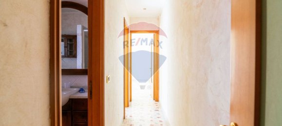 4 rooms Apartment in Catania, Italy No. 138906 15