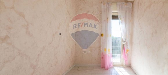 4 rooms Apartment in Catania, Italy No. 138906 19