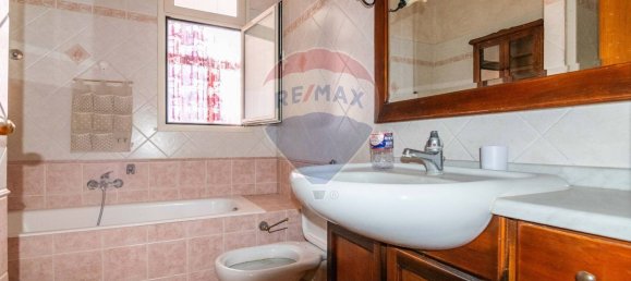 4 rooms Apartment in Catania, Italy No. 138906 16