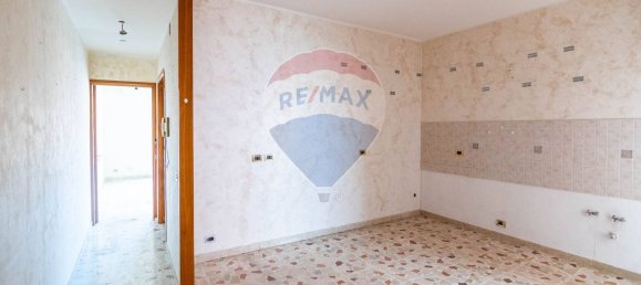 4 rooms Apartment in Catania, Italy No. 138906 10