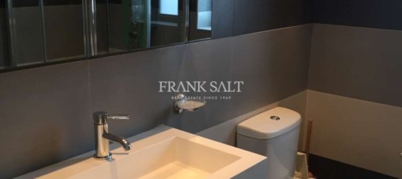 3 bedrooms Penthouse in Sliema, Malta No. 8848 11