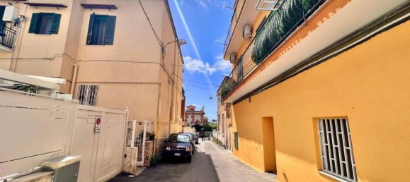 Apartamento de 4 habitaciónes en Pozzuoli, Italy No. 19334 37