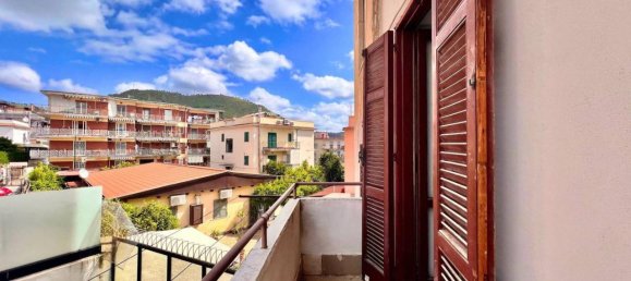 Apartamento de 4 habitaciónes en Pozzuoli, Italy No. 19334 25