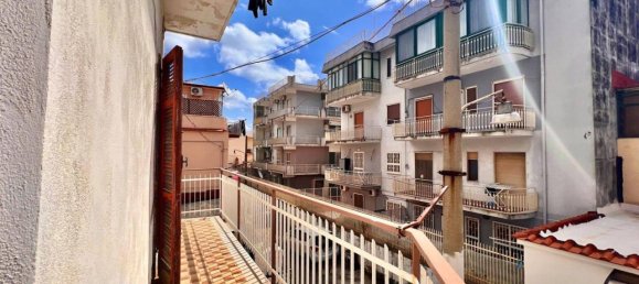 Apartamento de 4 habitaciónes en Pozzuoli, Italy No. 19334 11