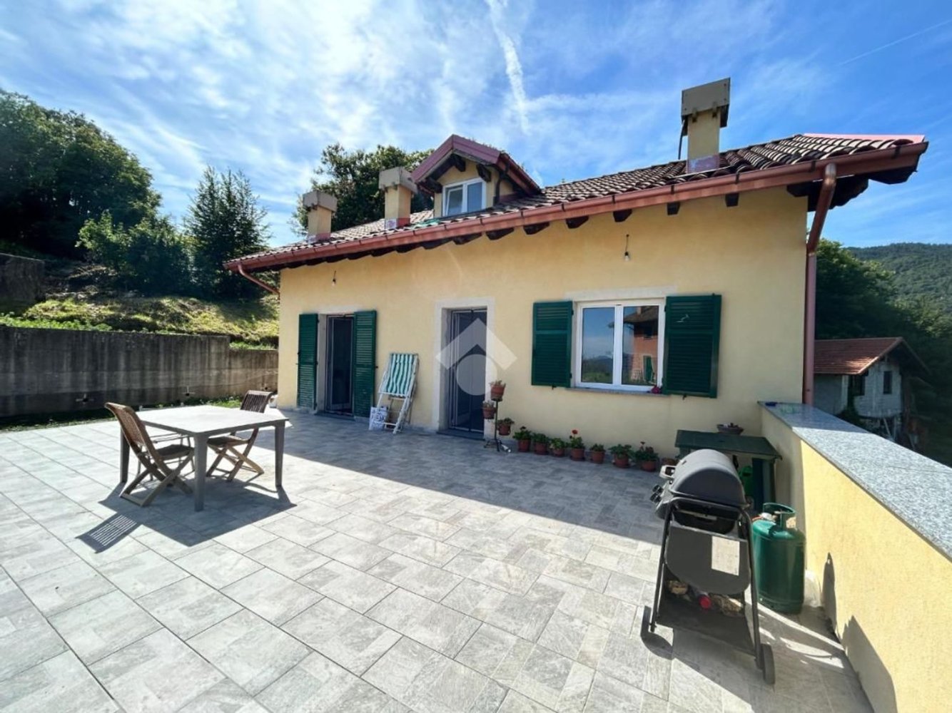 8 rooms Villa in Ceranesi, Italy No. 299800