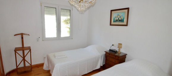 5 bedrooms House in Alicante, Spain No. 11930 28