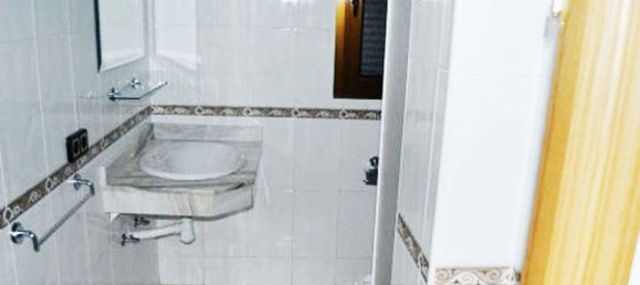 Bâtiment à Cubillos del Sil, Spain 1216m² No. 66629 29