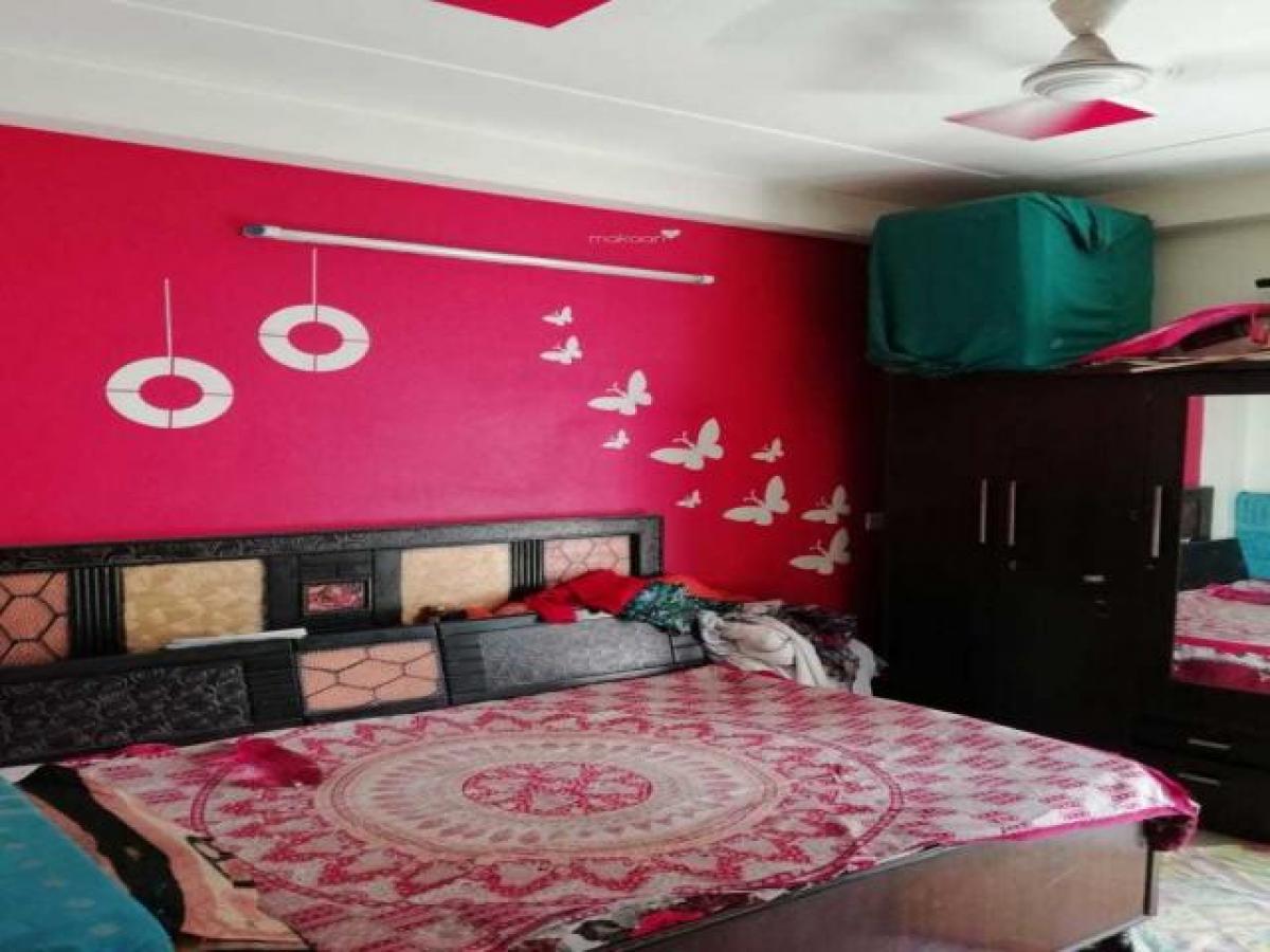 3 bedrooms House in Ghaziabad, India No. 2176