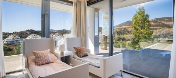 4 Schlafzimmer Villa in Marbella, Spain, Nr. 53416 30