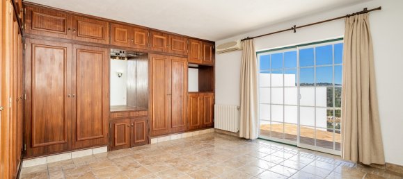 4 bedrooms Villa in Loule, Portugal No. 121882 25