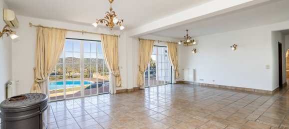 4 bedrooms Villa in Loule, Portugal No. 121882 10