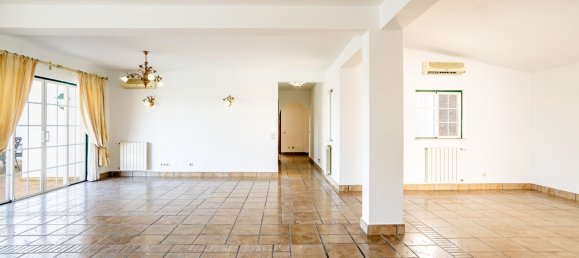 4 bedrooms Villa in Loule, Portugal No. 121882 12