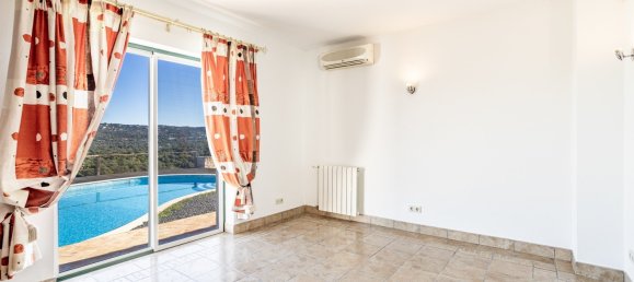 4 bedrooms Villa in Loule, Portugal No. 121882 22