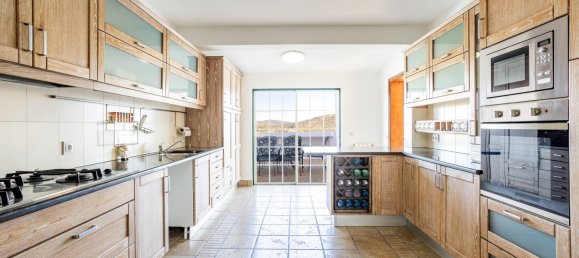 4 bedrooms Villa in Loule, Portugal No. 121882 13