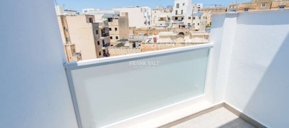 3 bedrooms Apartment in Ta' Xbiex, Malta No. 9765 24