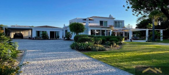 4 bedrooms Villa in Carvoeiro, Portugal No. 9284 2
