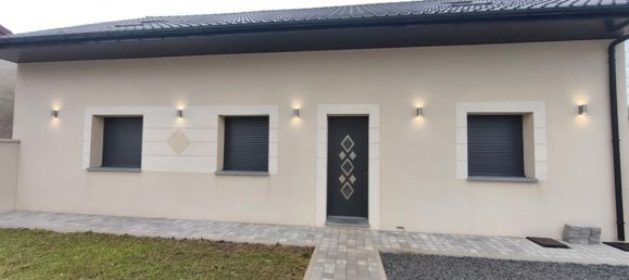 4 bedrooms House in Bruay-sur-l'Escaut, France No. 158160 2