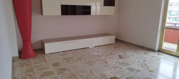 Квартира с 4 комнатами в Мессина, Италия № 207135 21