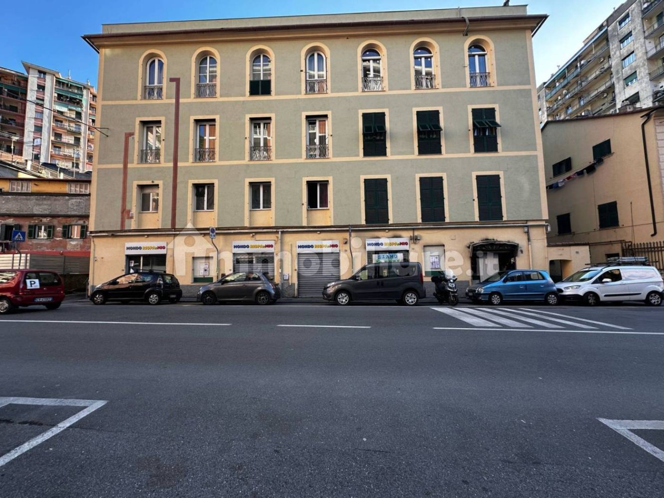 Imóvel comercial de 2 divisões em Genoa, Italy N.º 353327