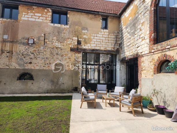 4 bedrooms House in Sens, France No. 306056