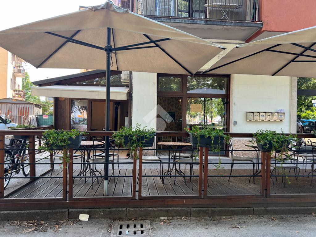 2 rooms Commercial property in Verona, Italy No. 282224
