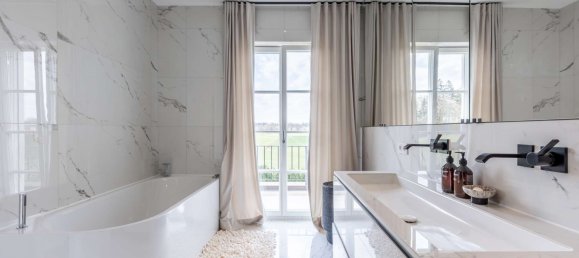 5 bedrooms Villa in Munich, Germany No. 230596 5