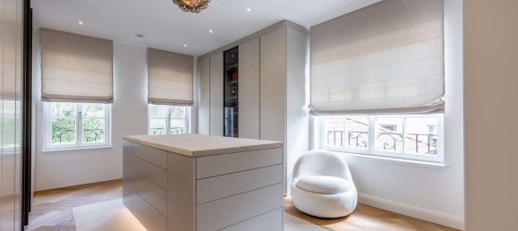 5 bedrooms Villa in Munich, Germany No. 230596 4