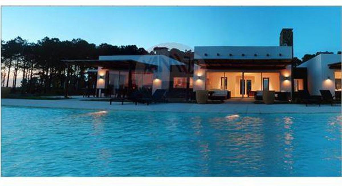 1 غرف نوم قطعة أرض في Maldonado, Uruguay رقم 14474