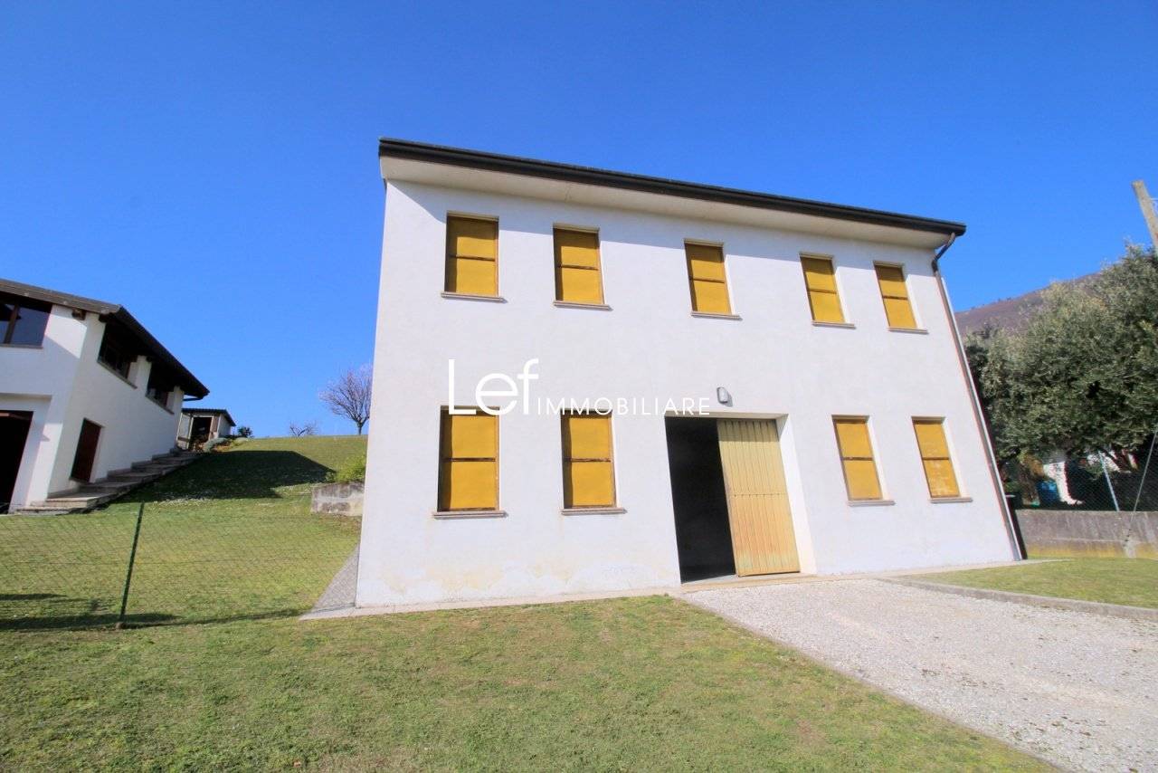 3 bedrooms Villa in Sarmede, Italy No. 226341