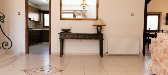 4 chambres Villa à Deryneia, Cyprus No. 22976 6