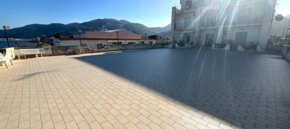 Apartamento de 2 habitaciónes en Carini, Italy No. 52293 13