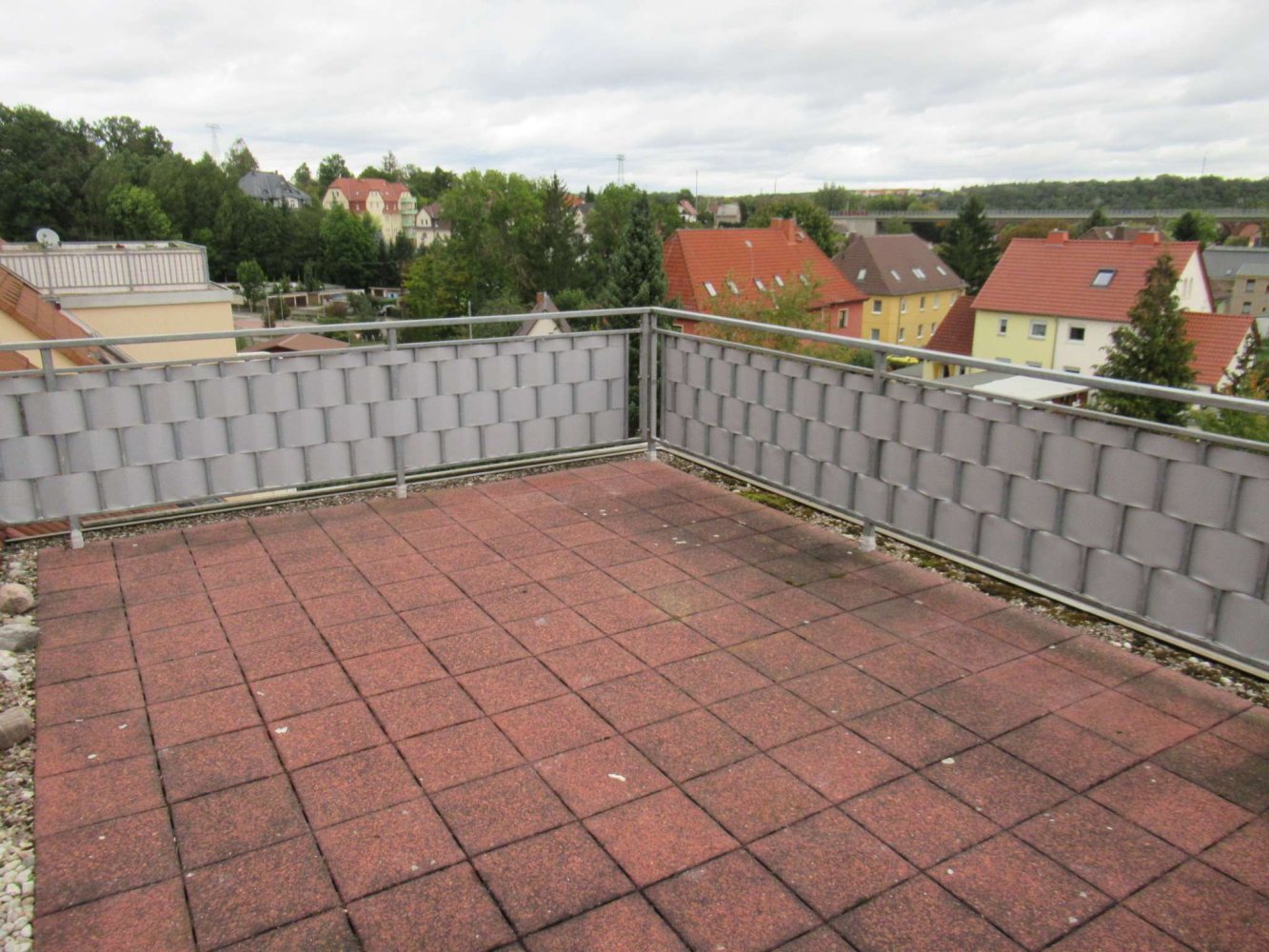 Apartamento de 4 habitaciónes en Zwickau, Germany No. 188731