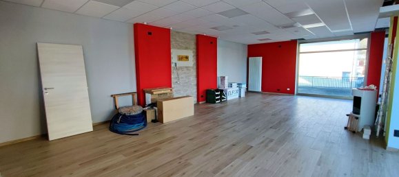 Gewerbliche Immobilie in Mongrando, Italy 75m², Nr. 150112 11