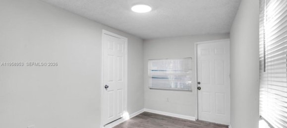 4 dormitorios villa en alquiler en Miami, Miami-Dade, Florida, USA № 614305 11