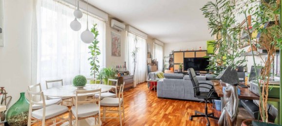 Квартира с 2 спальнями в Милан, Италия № 295236 11