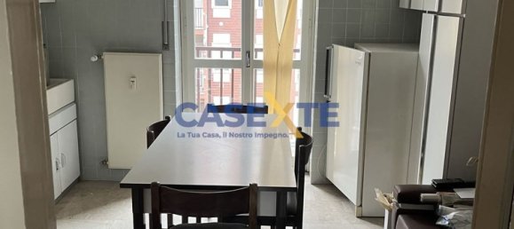 Apartamento de 3 divisões em Saronno, Italy N.º 229602 10
