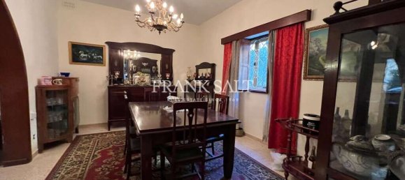 Villa de 4 dormitorios en Attard, Malta No. 2678 6