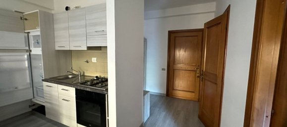 2 chambres Appartement à Perugia, Italy No. 344135 5