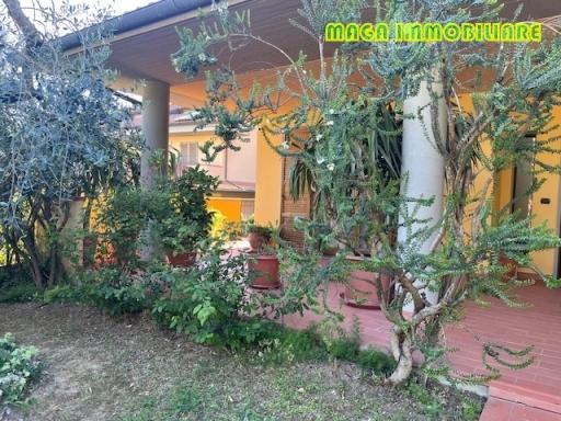 Вилла с 5 комнатами в Поджо а Кайано, Италия № 19762