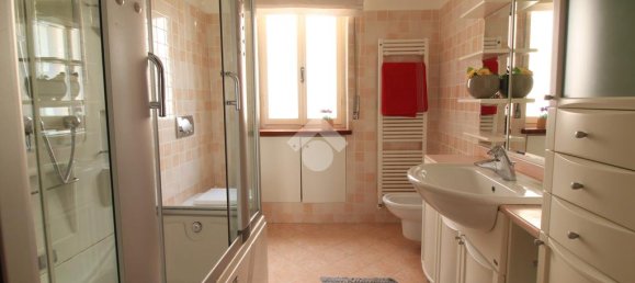 2 bedrooms Apartment in Verona, Italy No. 314460 17