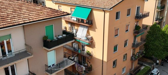 2 bedrooms Apartment in Verona, Italy No. 314460 3