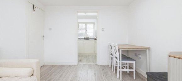 1 bedroom Apartment in Bushey, United Kingdom No. 6253 18