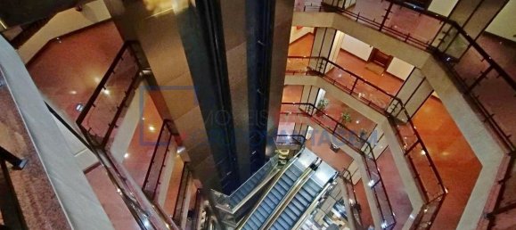 44m² Office in Lisbon, Portugal No. 94125 20