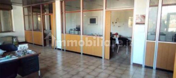 5-Zimmer Lagerhaus in Cassano Magnago, Italy, Nr. 98229 22