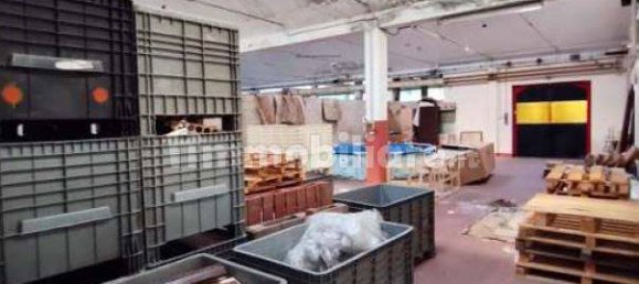 5-Zimmer Lagerhaus in Cassano Magnago, Italy, Nr. 98229 28