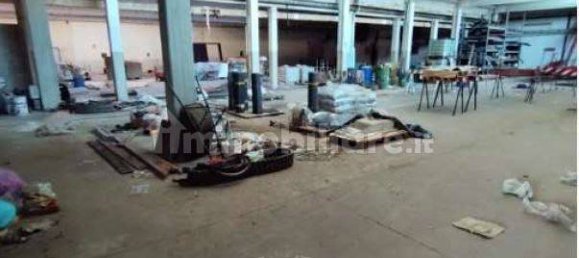 5-Zimmer Lagerhaus in Cassano Magnago, Italy, Nr. 98229 10