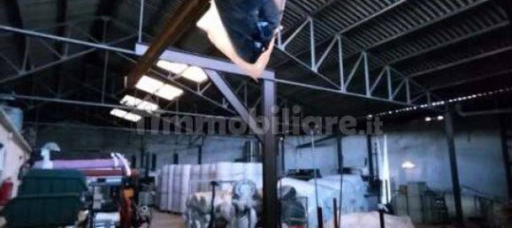 5-Zimmer Lagerhaus in Cassano Magnago, Italy, Nr. 98229 5