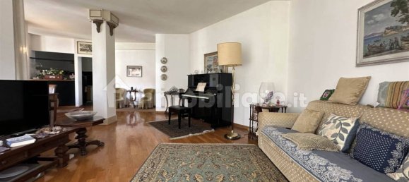 3 bedrooms Apartment in Livorno, Italy No. 354602 5