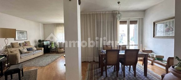3 bedrooms Apartment in Livorno, Italy No. 354602 8